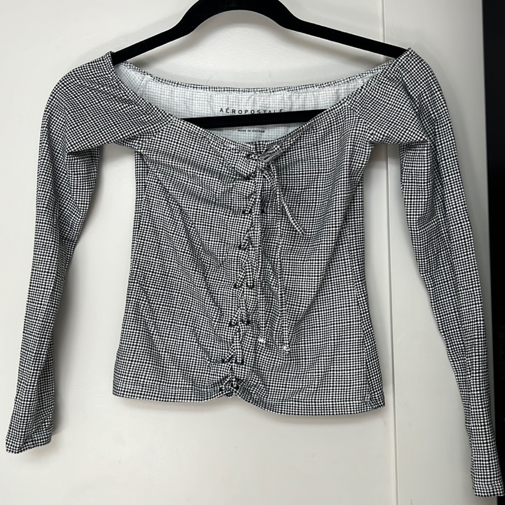 AERO LONG SLEEVE CROP TOP
